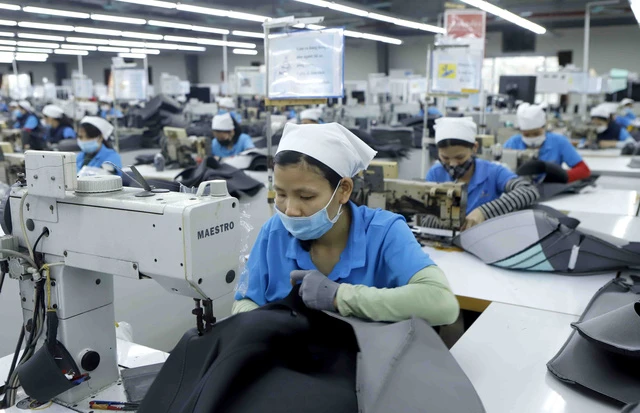 Theo đại diện Hiệp hội Dệt may Việt Nam, cơ hội vào thị trường Hoa Kỳ cho các doanh nghiệp dệt may là rất lớn. (Ảnh minh họa - Ảnh: TTXVN)