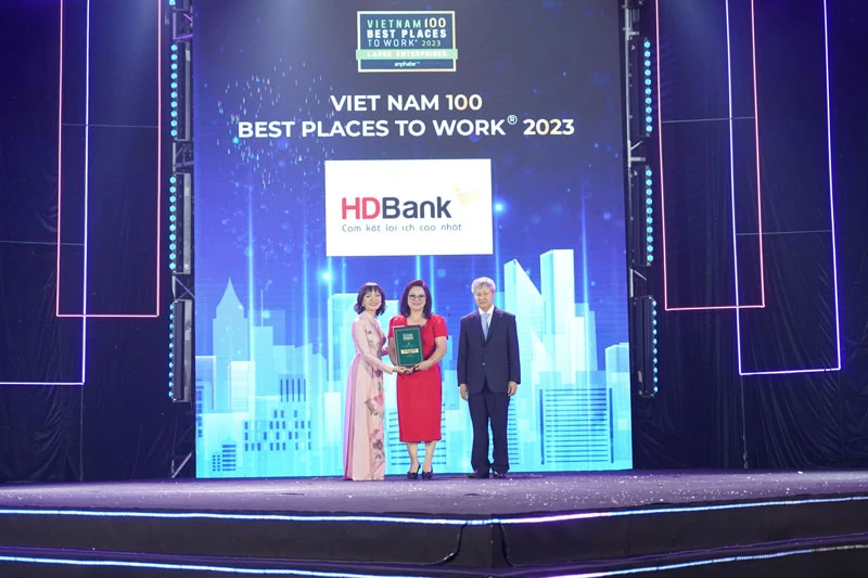 HDBank nhận giải thưởng Top 4 Nơi làm việc tốt nhất Việt Nam