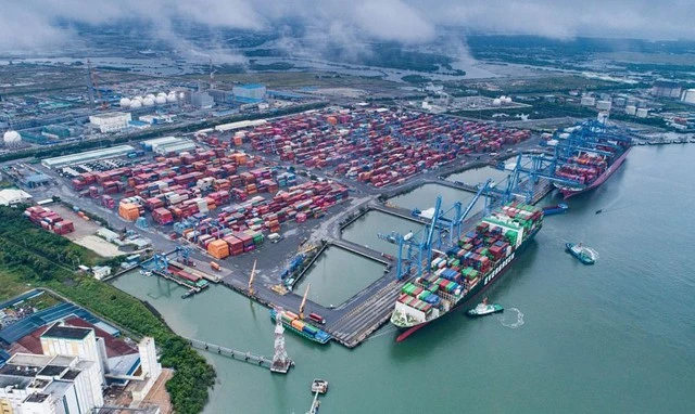 Cảng biển TP Hồ Chí Minh lọt top 30 cảng container hàng đầu thế giới về lưu lượng