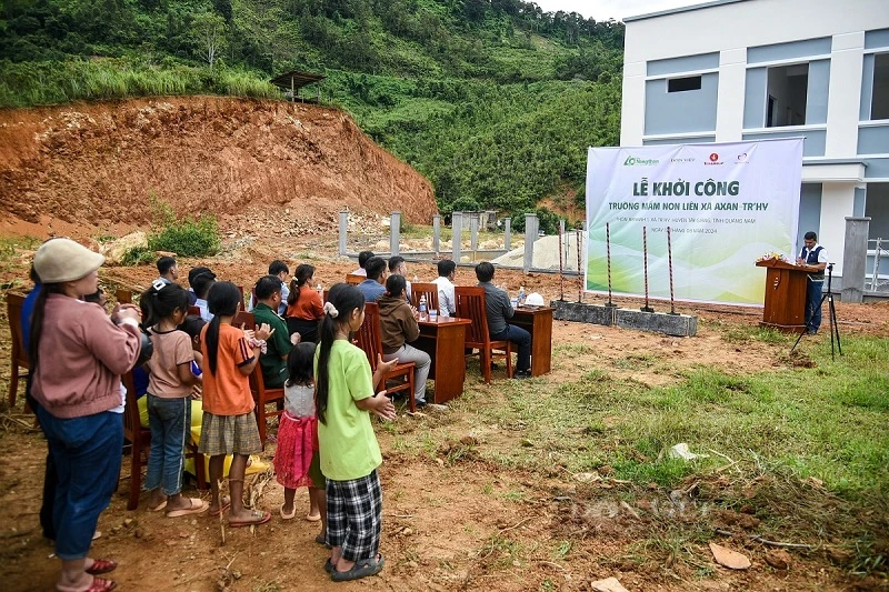 Quỹ Thiện Tâm (Tập đoàn Vingroup) tham gia hỗ trợ xây dựng "Điểm trường mơ ước" tại tại Thôn Abaanh 1, xã Tr'hy, huyện Tây Giang, tỉnh Quảng Nam.