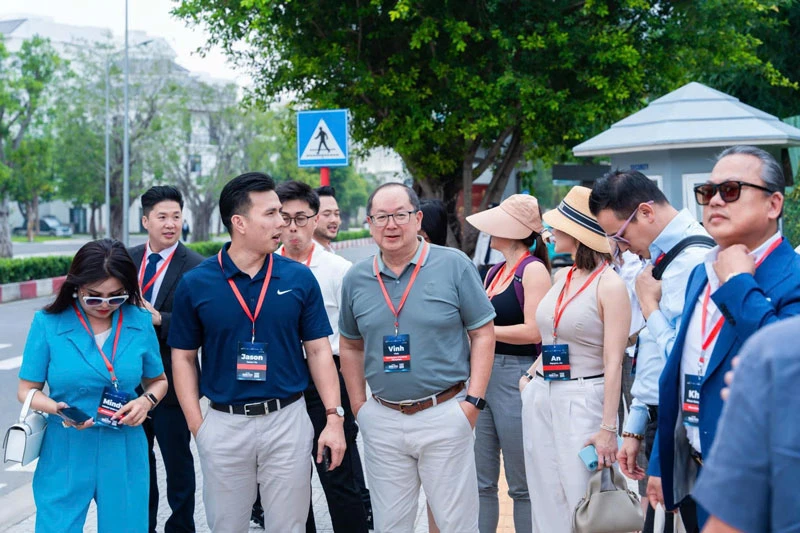 Vinhomes Grand Park gây ấn tượng mạnh với các nhà đầu tư trong và ngoài nước trong sự kiện “The Grand Tour in Vietnam”