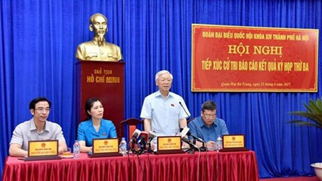 Tổng Bí thư Nguyễn Phú Trọng phát biểu tại buổi tiếp xúc cử tri 