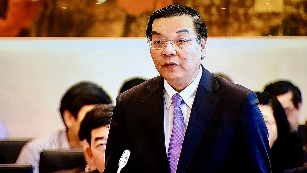 Bộ trưởng Bộ Khoa học và Công nghệ Chu Ngọc Anh trả lời chất vấn 