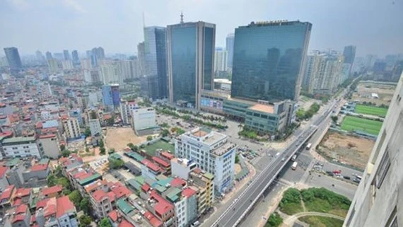 Một góc thành phố Hà Nội nhìn từ trên cao. Ảnh: LÃ ANH