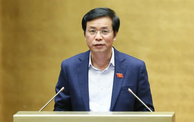  Tổng Thư ký Quốc hội Nguyễn Hạnh Phúc đề nghị tiếp thu ý kiến của đa số đại biểu Quốc hội, giảm số lượng Phó Chủ tịch HĐND cấp huyện xuống còn 1 người