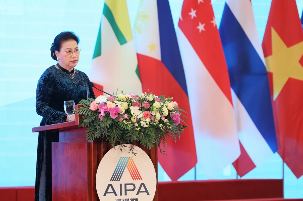 Chủ tịch Quốc hội Nguyễn Thị Kim Ngân, Chủ tịch AIPA 41 phát biểu khai mạc Đại hội đồng AIPA 41. Ảnh: QUANG PHÚC