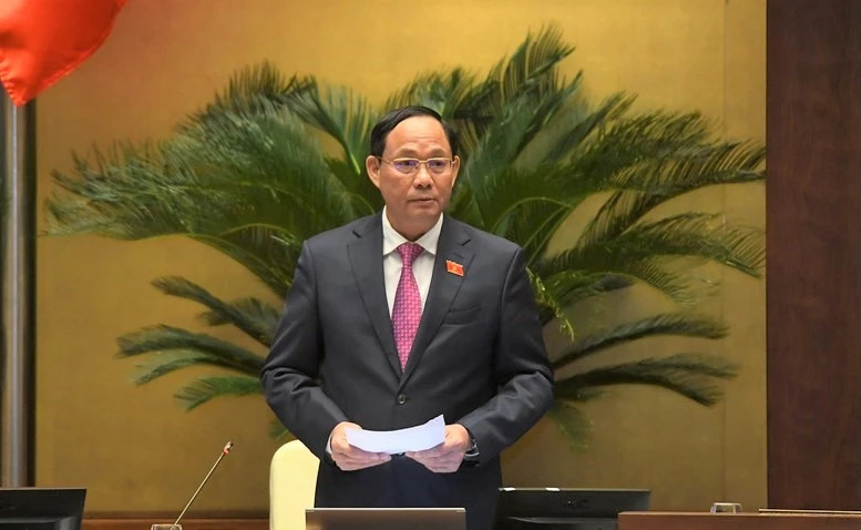 Phó Chủ tịch Quốc hội, Thượng tướng Trần Quang Phương điều hành phiên họp