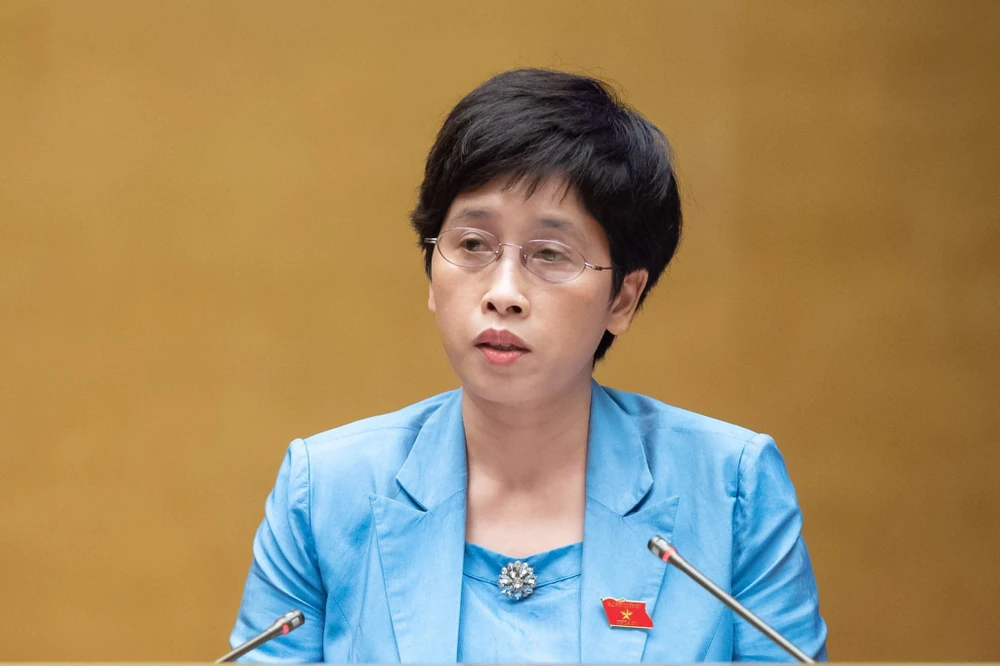 Phó Chủ nhiệm Ủy ban Tài chính, Ngân sách Nguyễn Thị Phú Hà. Ảnh: VIẾT CHUNG 