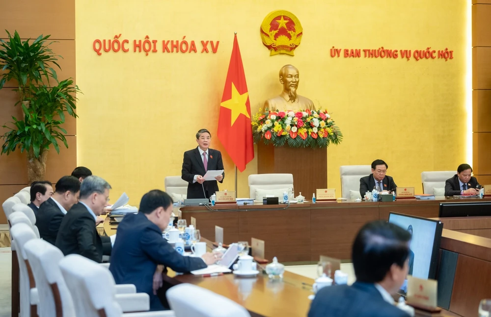 Phó Chủ tịch Quốc hội Nguyễn Đức Hải điều hành nội dung góp ý cho dự án Luật Viễn thông (sửa đổi)