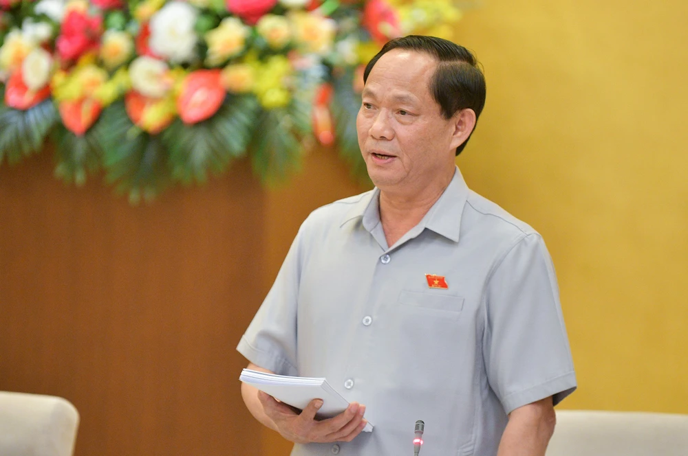 Phó Chủ tịch Quốc hội Trần Quang Phương đề nghị, báo cáo giám sát phải trả lời câu hỏi, có lợi ích nhóm trong giá điện hay không