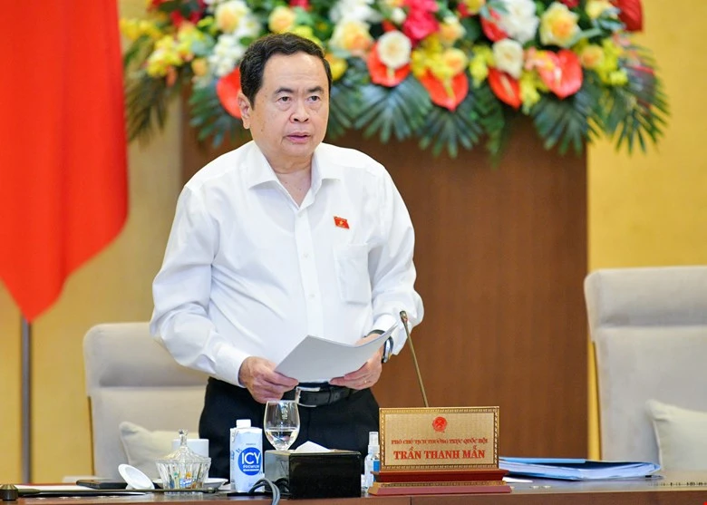 Ủy viên Bộ Chính trị, Phó Chủ tịch Thường trực Quốc hội Trần Thanh Mẫn là Trưởng Đoàn giám sát