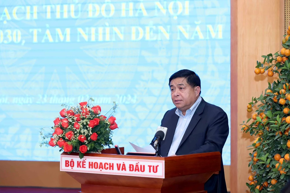 Bộ trưởng Bộ KH-ĐT Nguyễn Chí Dũng phát biểu khai mạc hội nghị