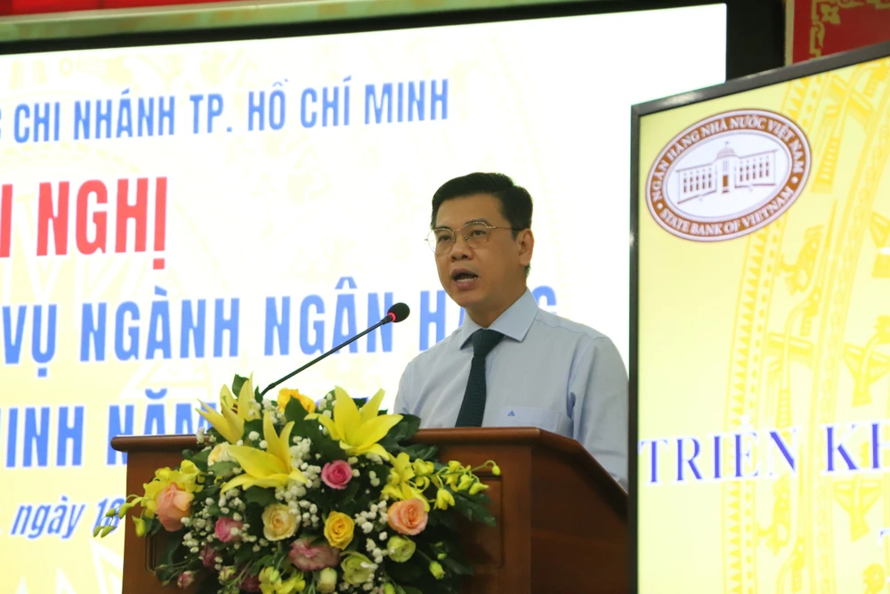 Đồng chí Nguyễn Văn Dũng, Phó Chủ tịch UBND TPHCM phát biểu tại Hội nghị triển khai nhiệm vụ ngành ngân hàng TPHCM 2024