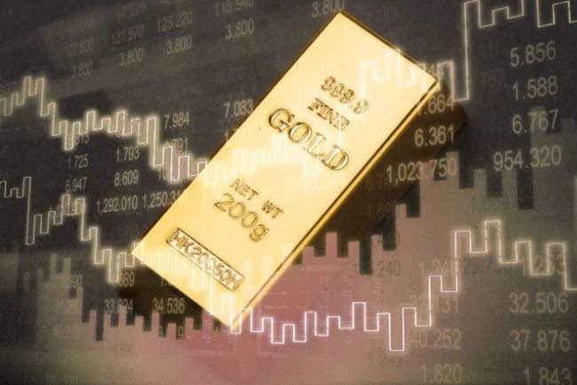 Giá vàng thế giới tăng mạnh kéo vàng trong nước sáng 2-2 tiếp tục tăng