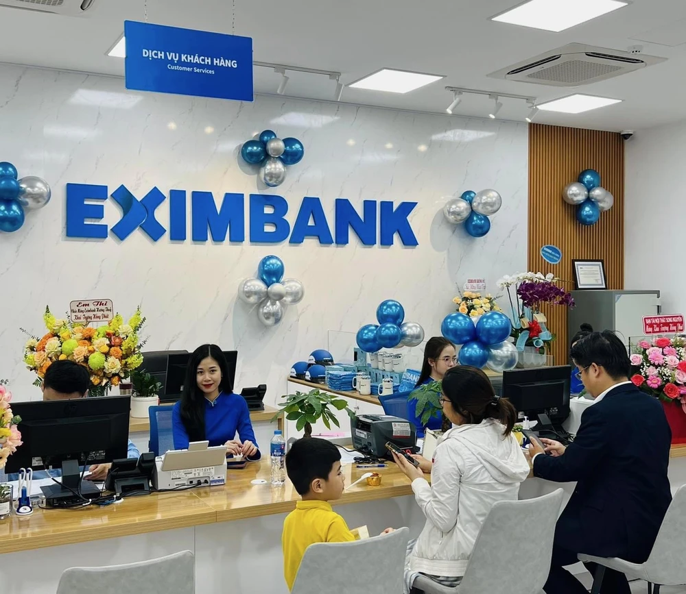 Giao dịch tại Eximbank 