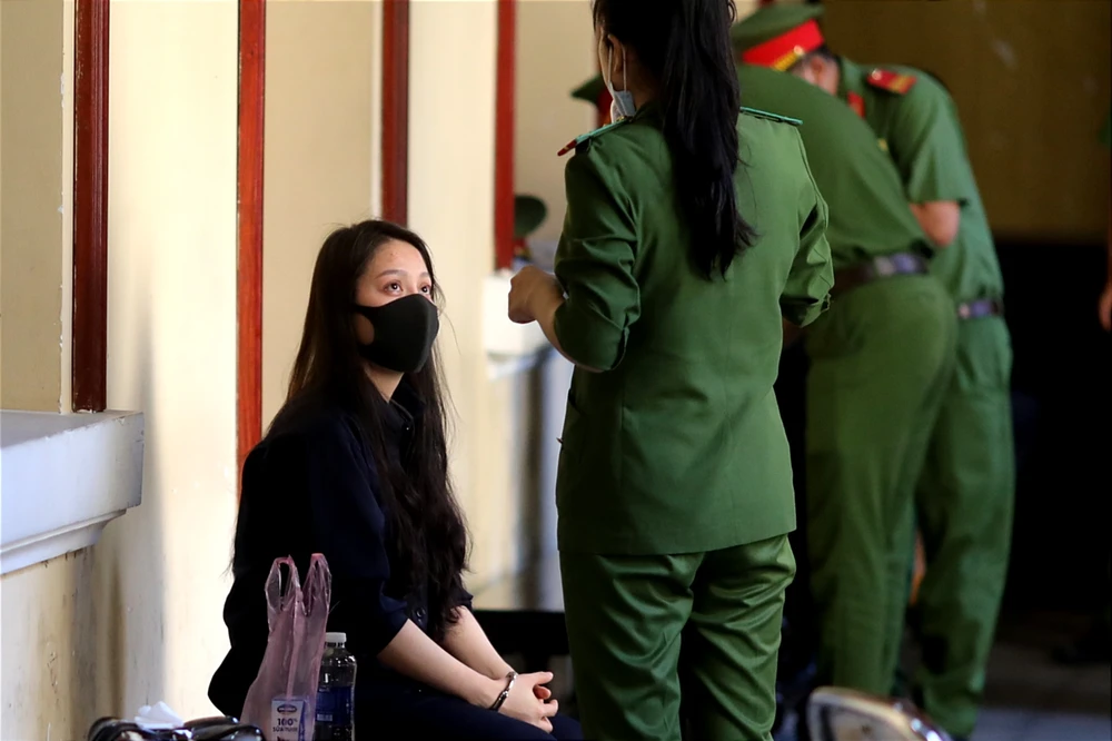 Bị cáo Nguyễn Võ Quỳnh Trang tại tòa trước đó