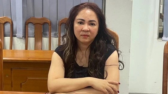 Bị can Nguyễn Phương Hằng tại cơ quan điều tra 