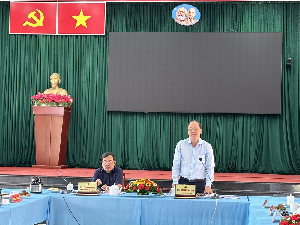 Đồng chí Nguyễn Hồ Hải phát biểu tại buổi làm việc. Ảnh: CHÍ THẠCH