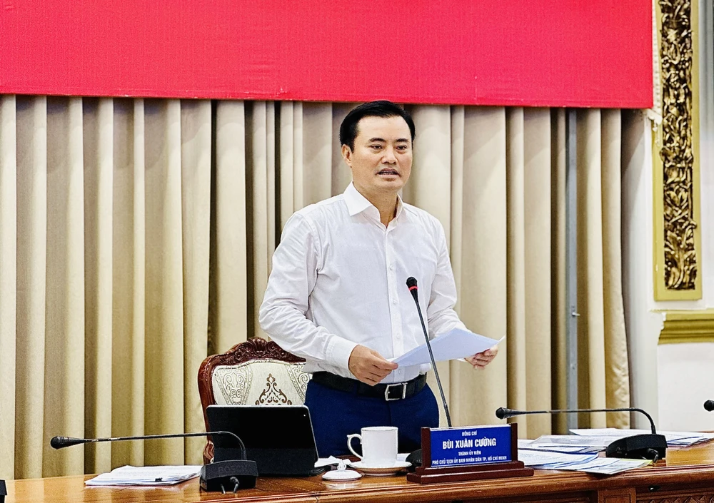 Phó Chủ tịch UBND TPHCM Bùi Xuân Cường phát biểu tại buổi giám sát