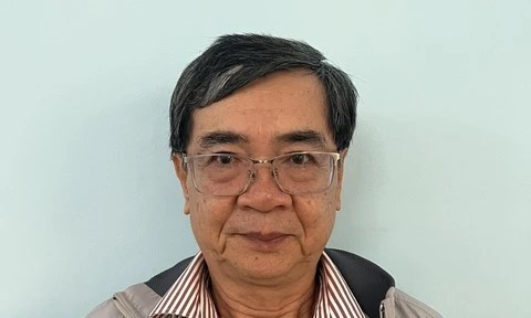 Bị can Huỳnh Thế Năng, nguyên tổng Giám đốc Công ty Lương thực miền Nam (Vinafood II) tại cơ quan công an