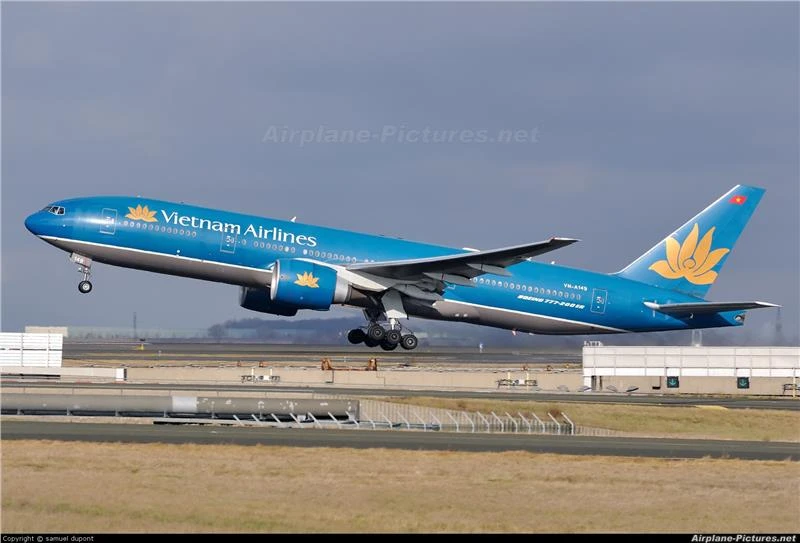 Máy bay Vietnam Airlines