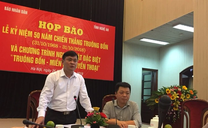 Cuộc họp báo do UBND tỉnh Nghệ An phối hợp với báo Nhân Dân tổ chức 