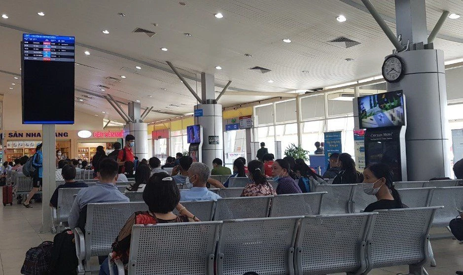 Sân bay Cam Ranh ngừng phát thanh thông tin chuyến bay quốc nội từ ngày 16-11