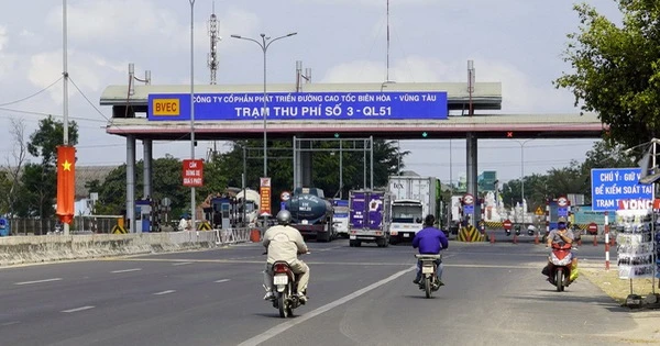 Chưa đủ điều kiện tháo dỡ trạm thu phí trên QL51