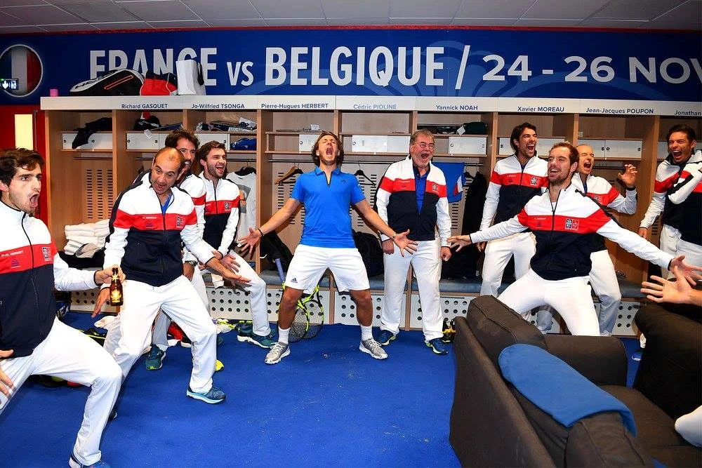 Niềm vui chiến thắng của tuyển Pháp