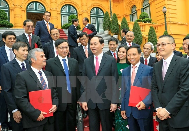 國家主席陳大光接見各新任駐外大使。（圖片來源：越南通訊社/顏創）