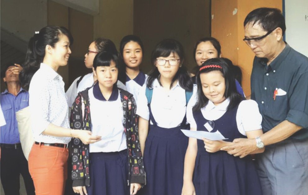 521學生參加華語小學會考。（圖片來源：海韻）