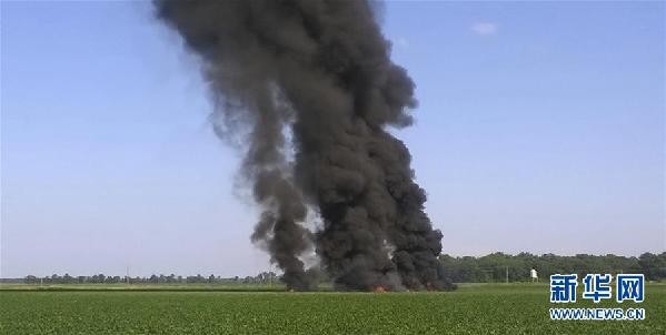 美國一架KC-130型空中加油機墜毀現場（圖片來源：新華網）