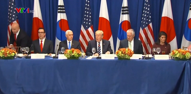 特朗普在日美韓首腦會談上表態。
