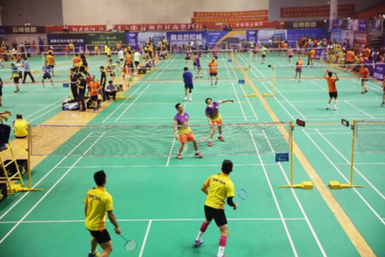 2000餘名華人參加全球華人羽毛球錦標賽。