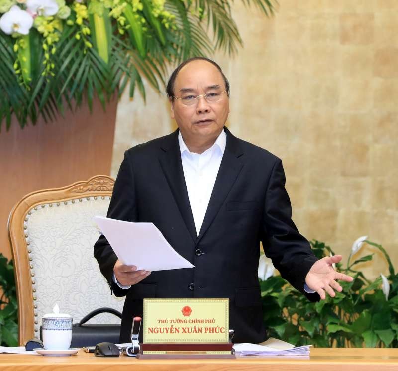 阮春福總理在會議上發表。