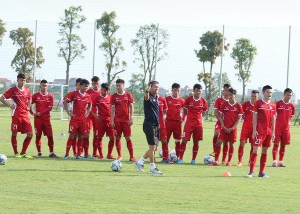 越南U19隊在訓練中。