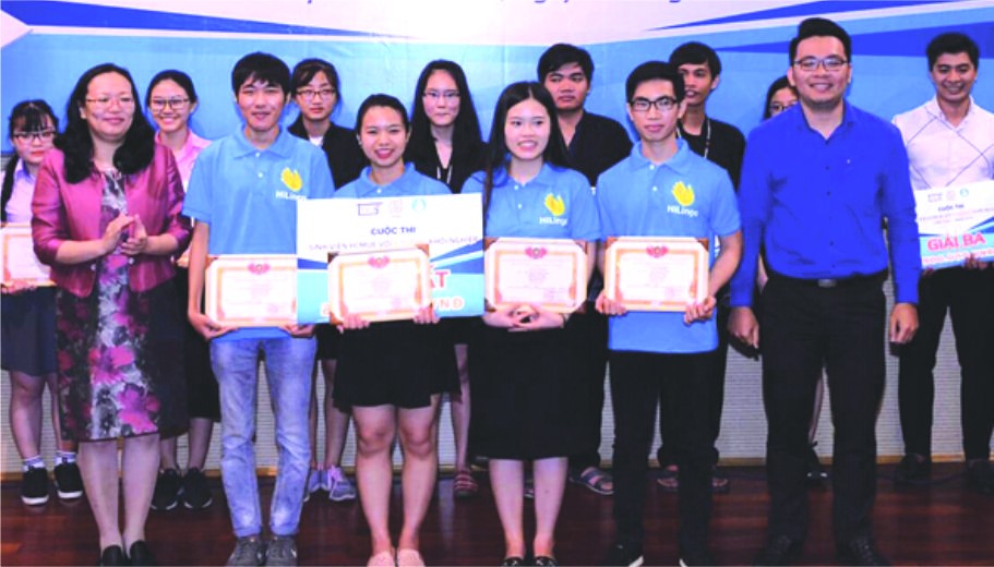 中文系學生獲創業比賽一等獎