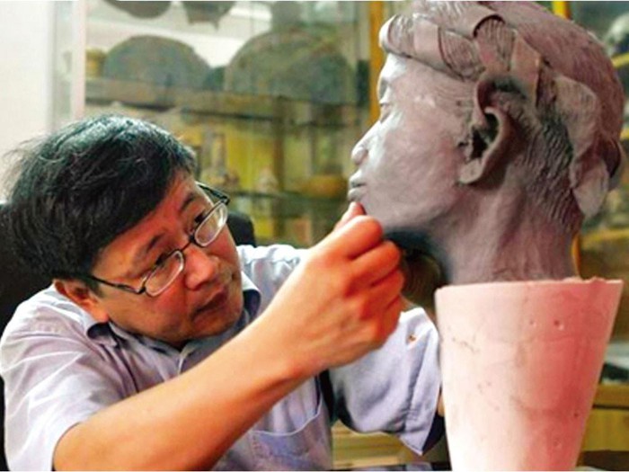 阮越博士恢復古代越南人肖像。
