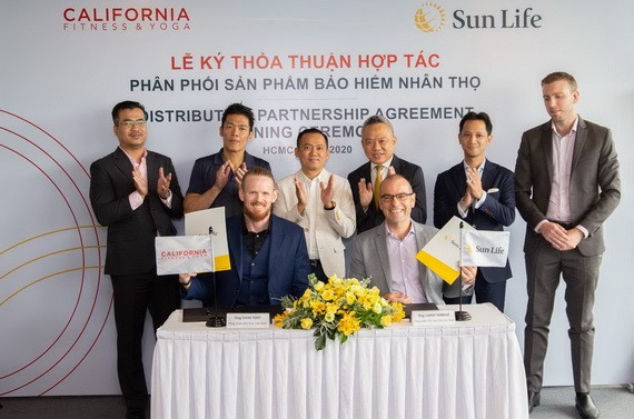 　越南Sun Life保險公司與California健身與瑜 伽中心達成了合作關係。