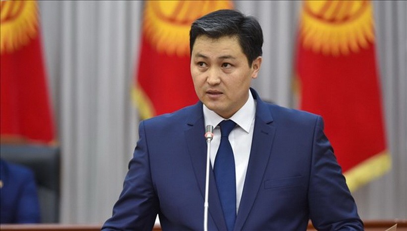 值烏魯克別克‧馬里波夫獲委任吉爾吉斯斯坦共和國總理之際，政府總理阮春福昨(19)日致電祝賀。