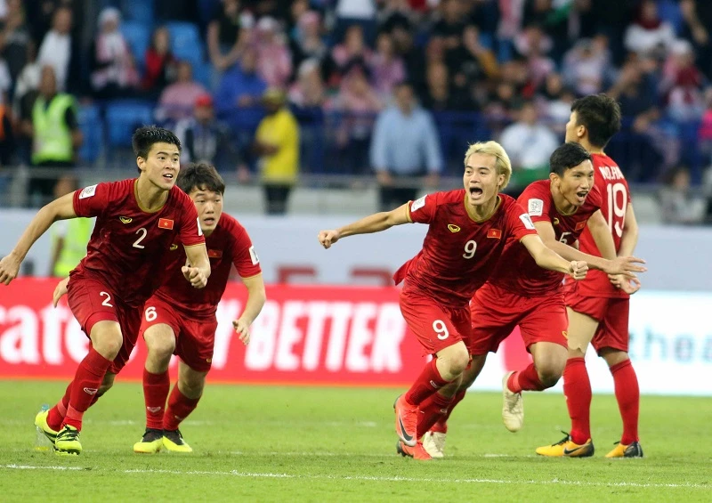 Niềm vui chiến thắng của tuyển Việt Nam
