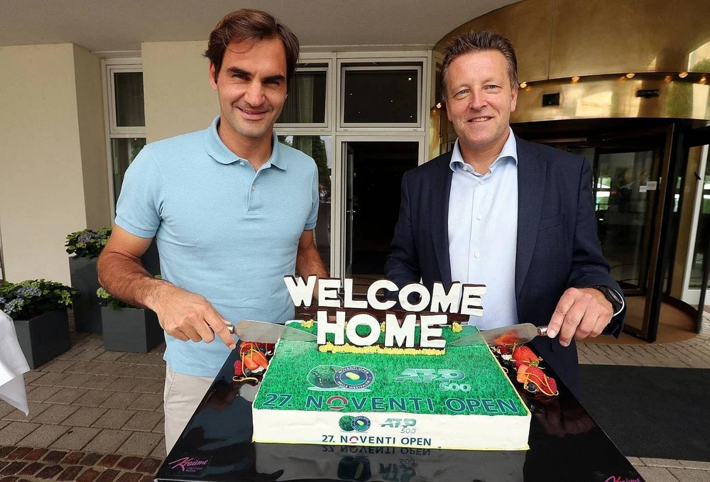 Roger Federer quay trở về "nhà" ở Halle Open