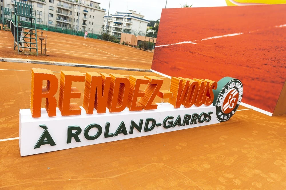Roland Garros 2020 bị dời lại đến tháng 9 năm nay