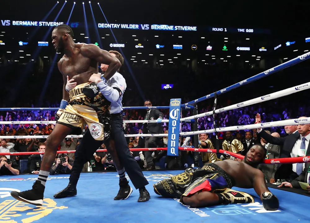 Deontay Wilder “áo giáp”: Song quyền nguy hiểm nhất, nhưng cũng là “vũ khí duy nhất” chống Tyson Fury “giận dữ” ảnh 2 Deontay Wilder “áo giáp”: Song quyền nguy hiểm nhất, nhưng cũng là “vũ khí duy nhất” chống Tyson Fury “giận dữ” ảnh 2