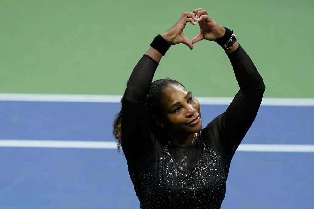 Serena chào tạm biệt quần vợt