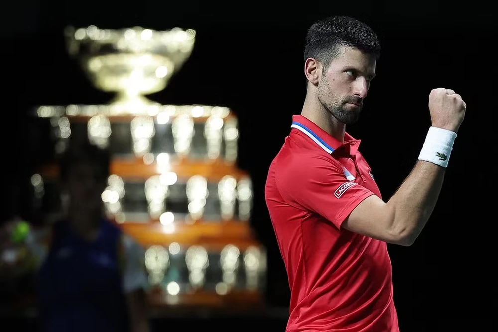 Djokovic đưa tuyển Serbia vào bán kết Davis Cup Finals 2023