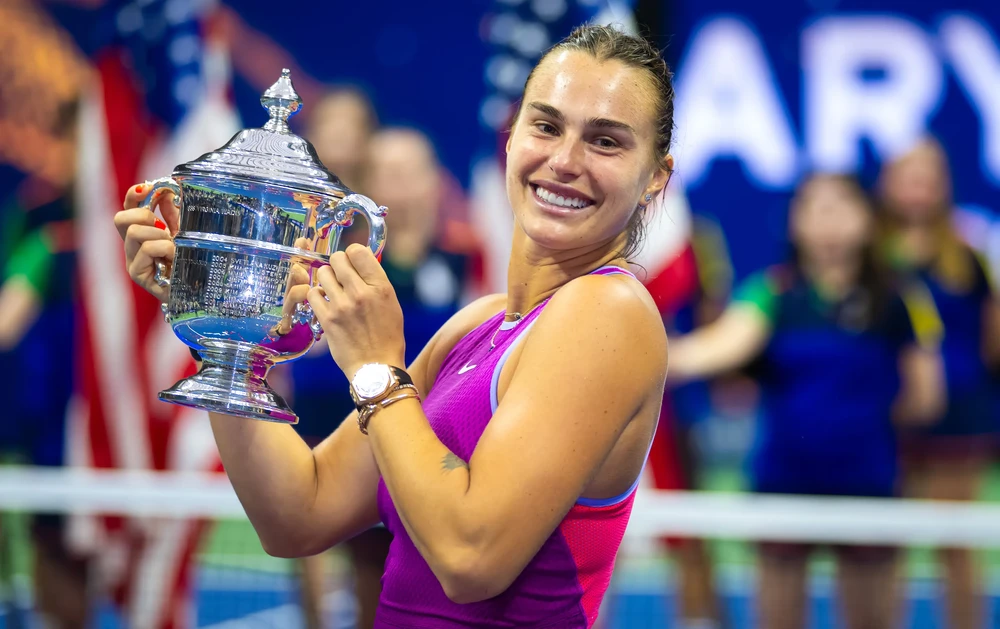 Sabalenka và chiếc cúp vô địch US Open