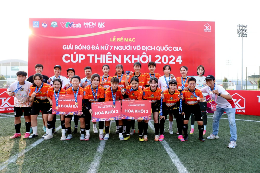 Kun Lady FC giành Hạng 3 chung cuộc ở WVPL - S1 tại Hà Nội