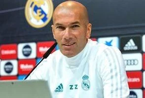 Zinedine Zidane trong cuộc họp báo trận Getafe.