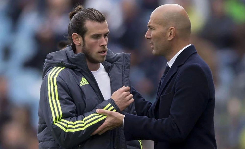 Gareth Bale và HLV Zinedine Zidane.